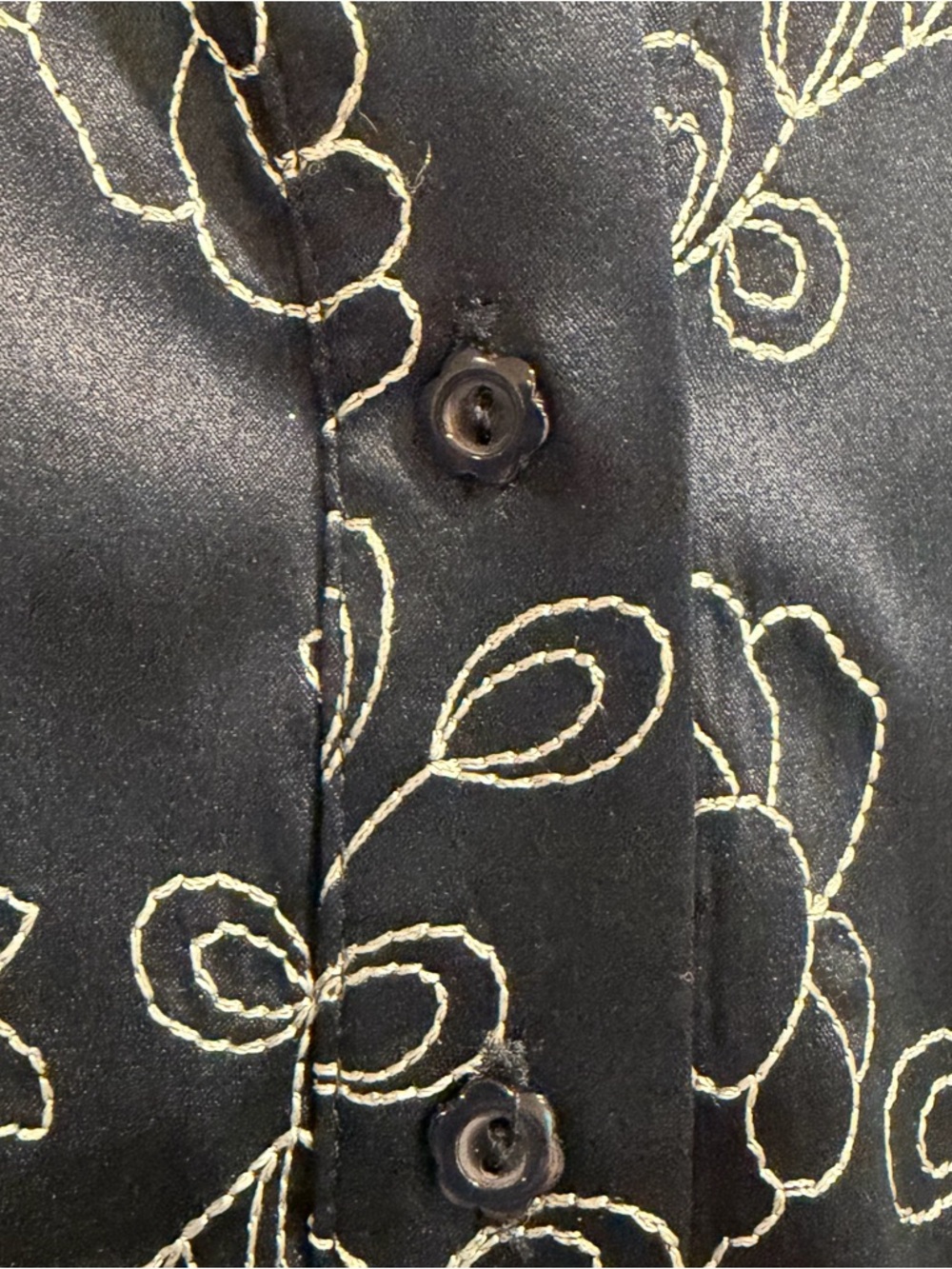 bebe Amanda Navy Floral Embroidered Stretch Silk Button-Down Shirt - Picture 4 of 11